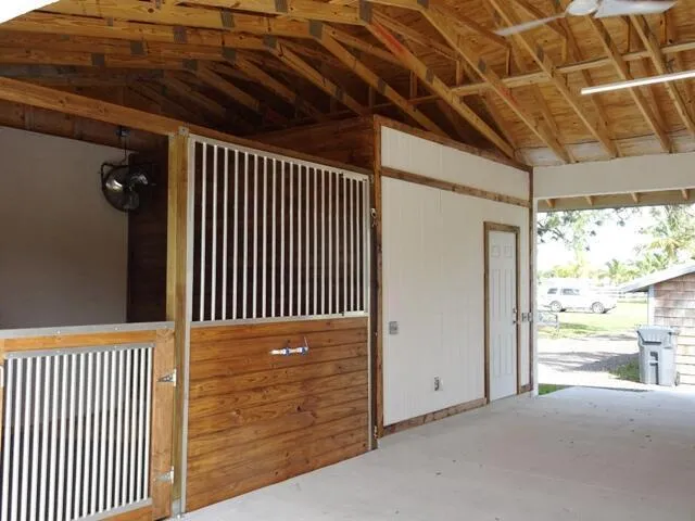 819 Cindy Circle Lane #~ Barn & Guest House Wellington, FL 33414