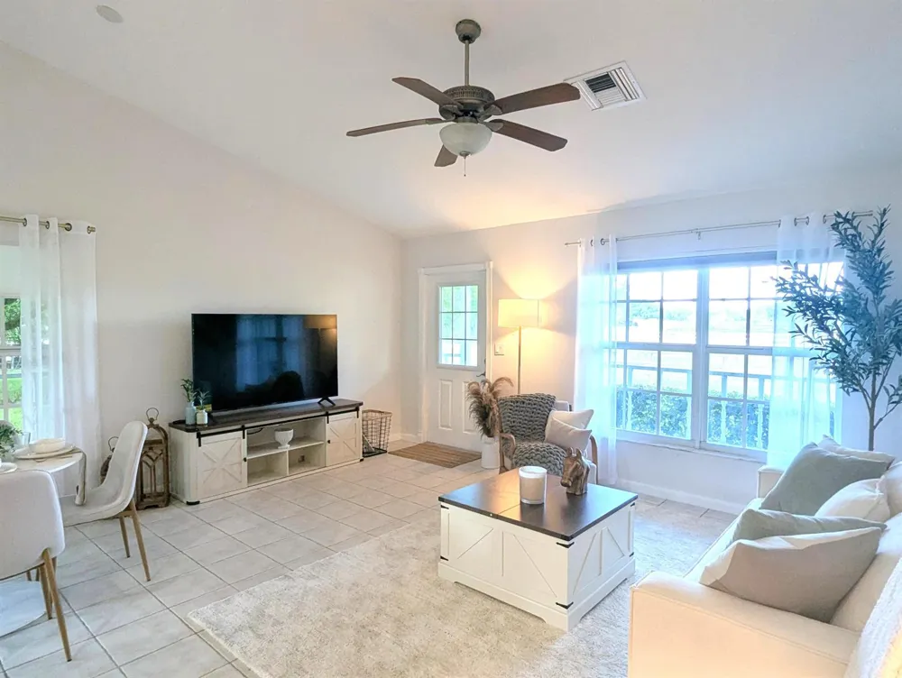 819 Cindy Circle Lane #~ Barn & Guest House Wellington, FL 33414
