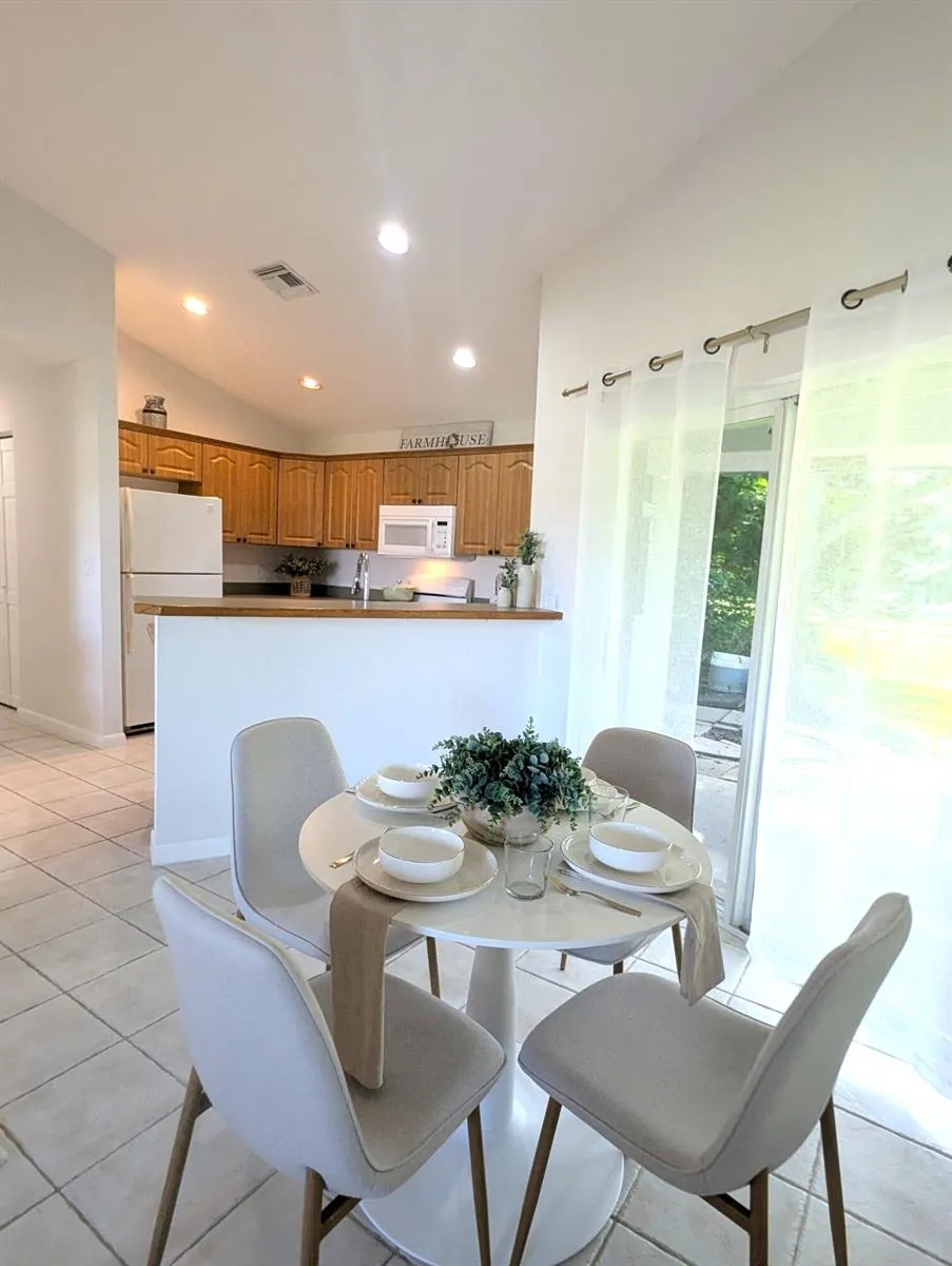 819 Cindy Circle Lane #~ Barn & Guest House Wellington, FL 33414