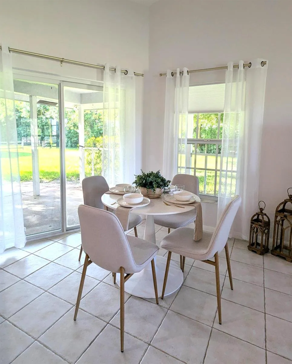 819 Cindy Circle Lane #~ Barn & Guest House Wellington, FL 33414