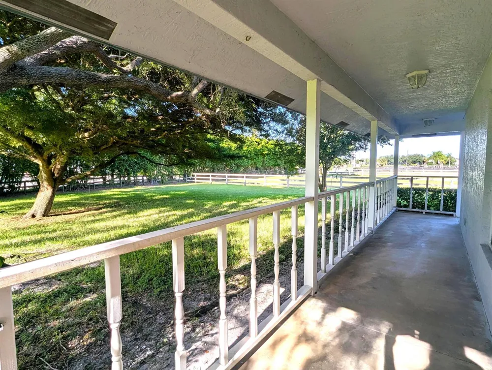 819 Cindy Circle Lane #~ Barn & Guest House Wellington, FL 33414