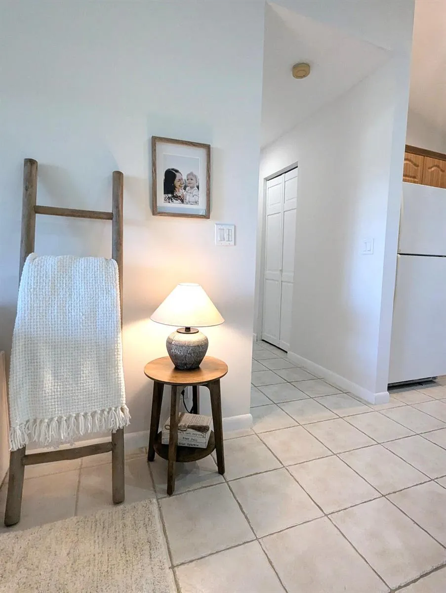 819 Cindy Circle Lane #~ Barn & Guest House Wellington, FL 33414