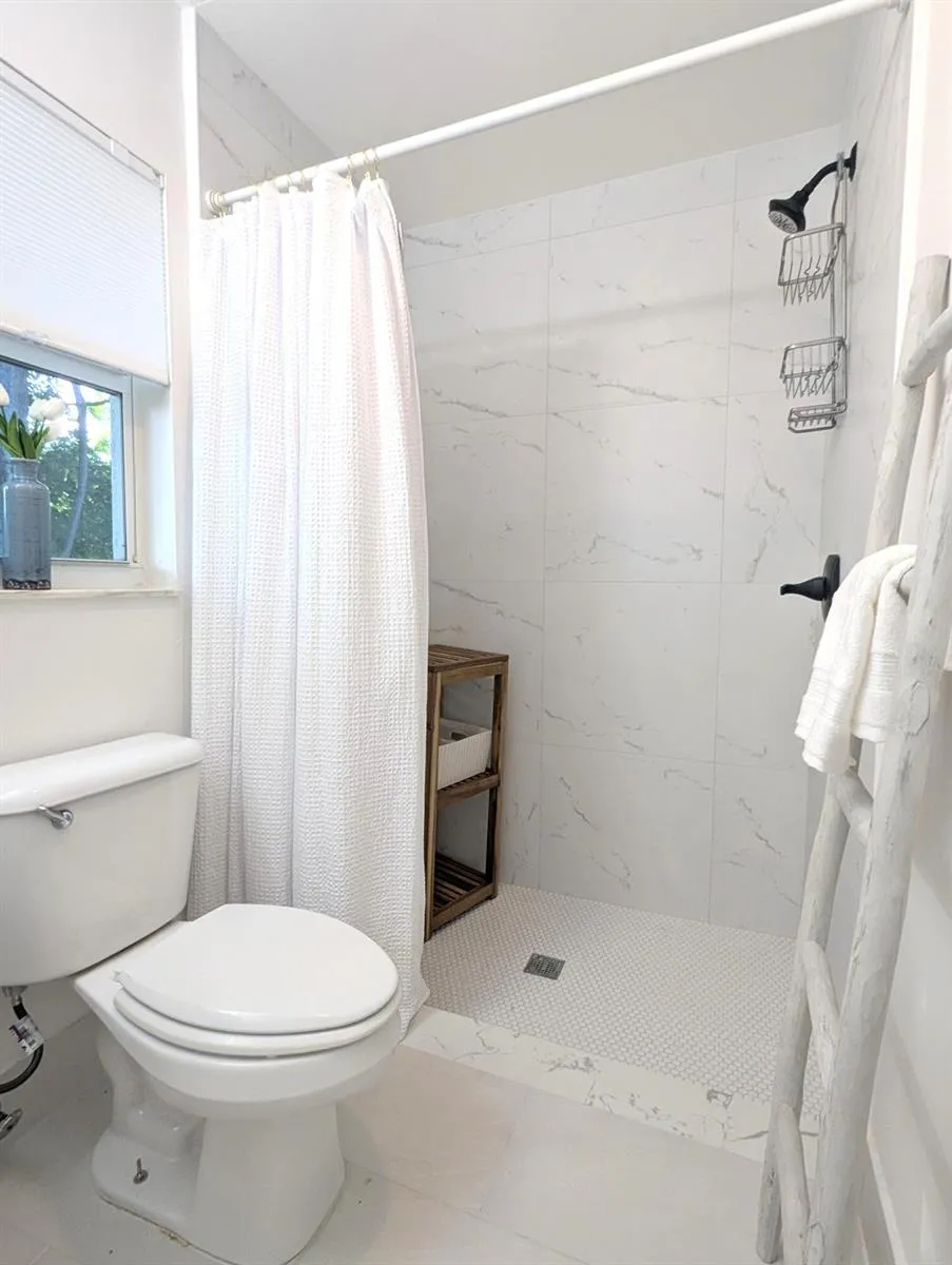 819 Cindy Circle Lane #~ Barn & Guest House Wellington, FL 33414