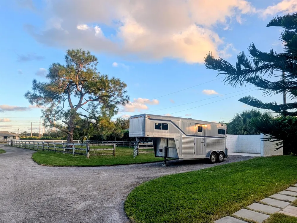 819 Cindy Circle Lane #~ Barn & Guest House Wellington, FL 33414
