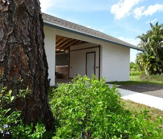 819 Cindy Circle Lane #~ Barn & Guest House Wellington, FL 33414