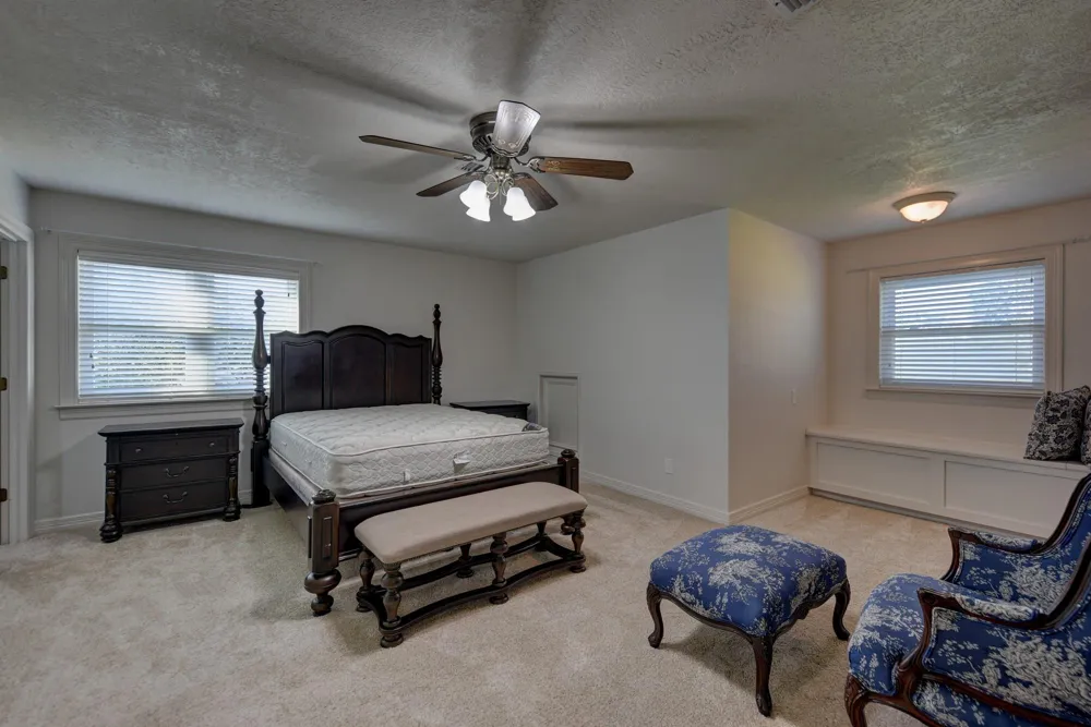 609 Piney Creek Road Bellville, TX 77418