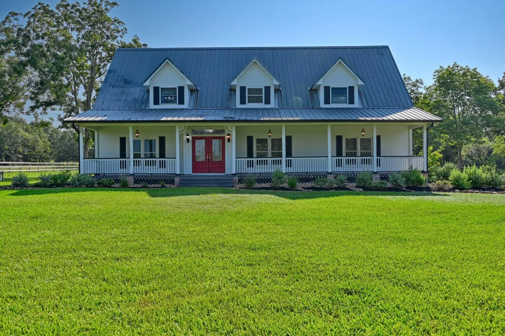 609 Piney Creek Road Bellville, TX 77418