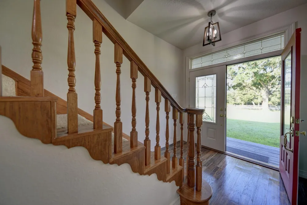 609 Piney Creek Road Bellville, TX 77418