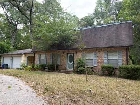 3737 Summer Lane