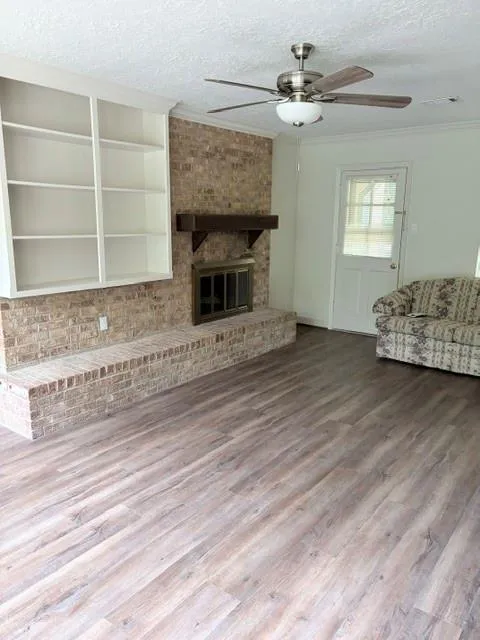 3737 Summer Lane Huntsville, TX 77340