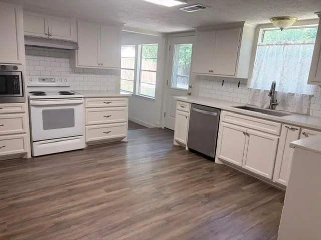 3737 Summer Lane Huntsville, TX 77340