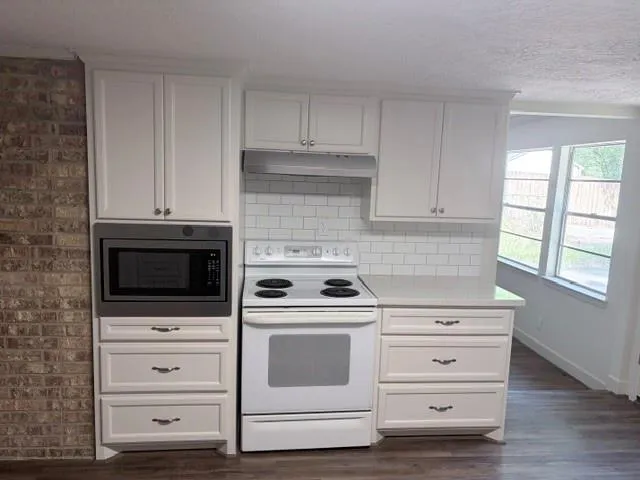 3737 Summer Lane Huntsville, TX 77340