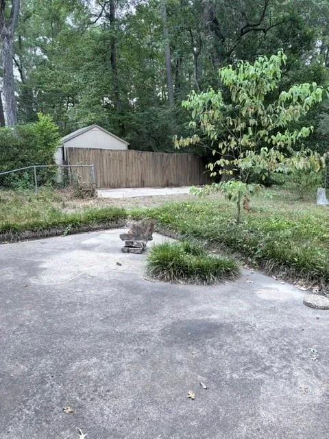 3737 Summer Lane Huntsville, TX 77340
