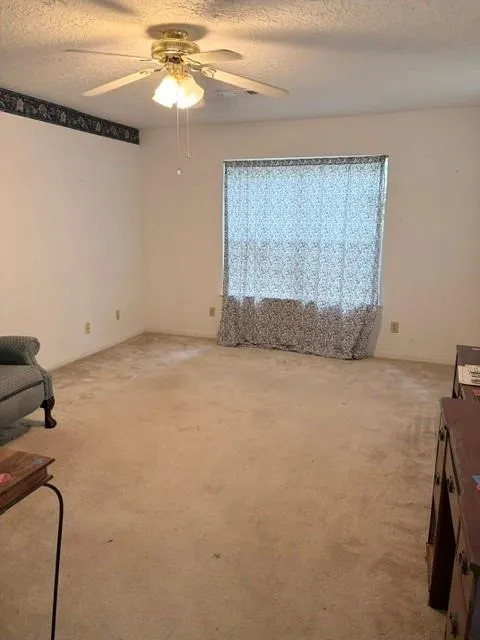 3737 Summer Lane Huntsville, TX 77340