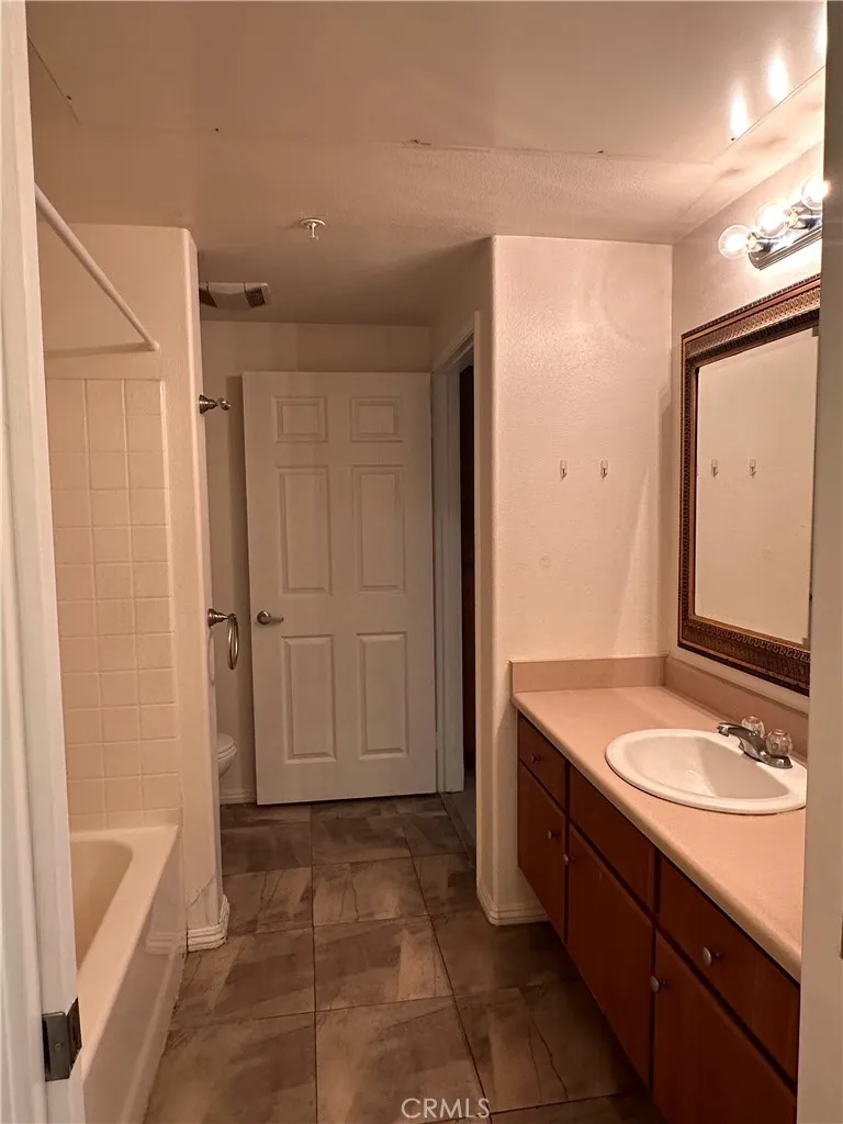 31221 Taylor Temecula, CA 92592