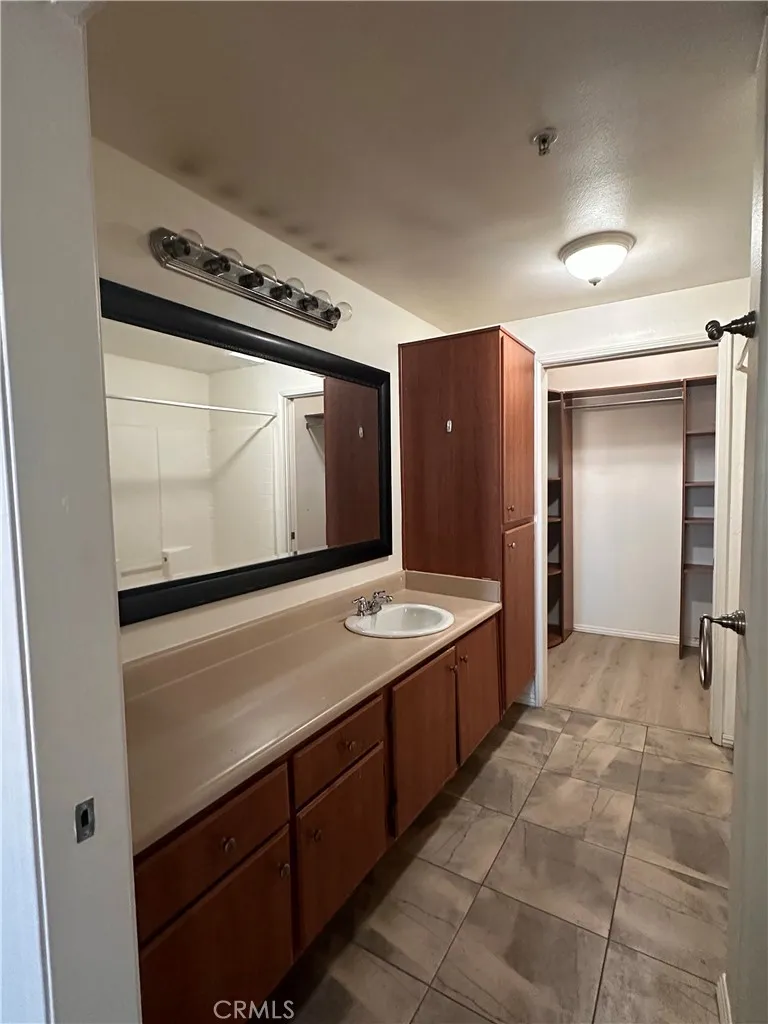 31221 Taylor Temecula, CA 92592