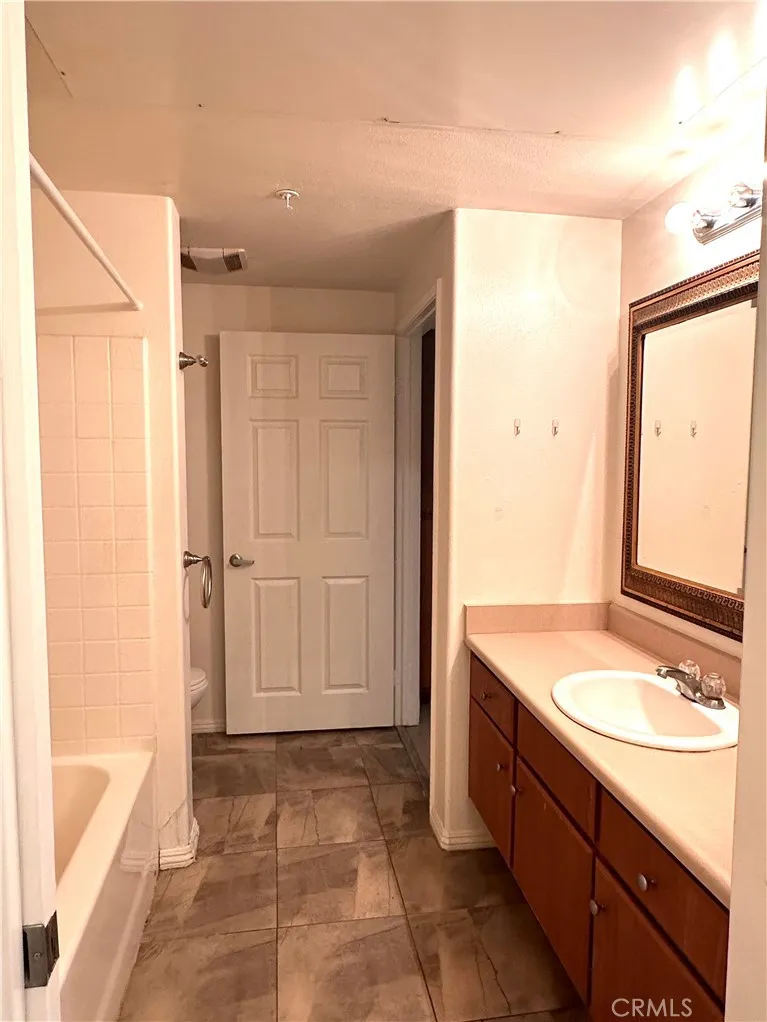 31221 Taylor Temecula, CA 92592