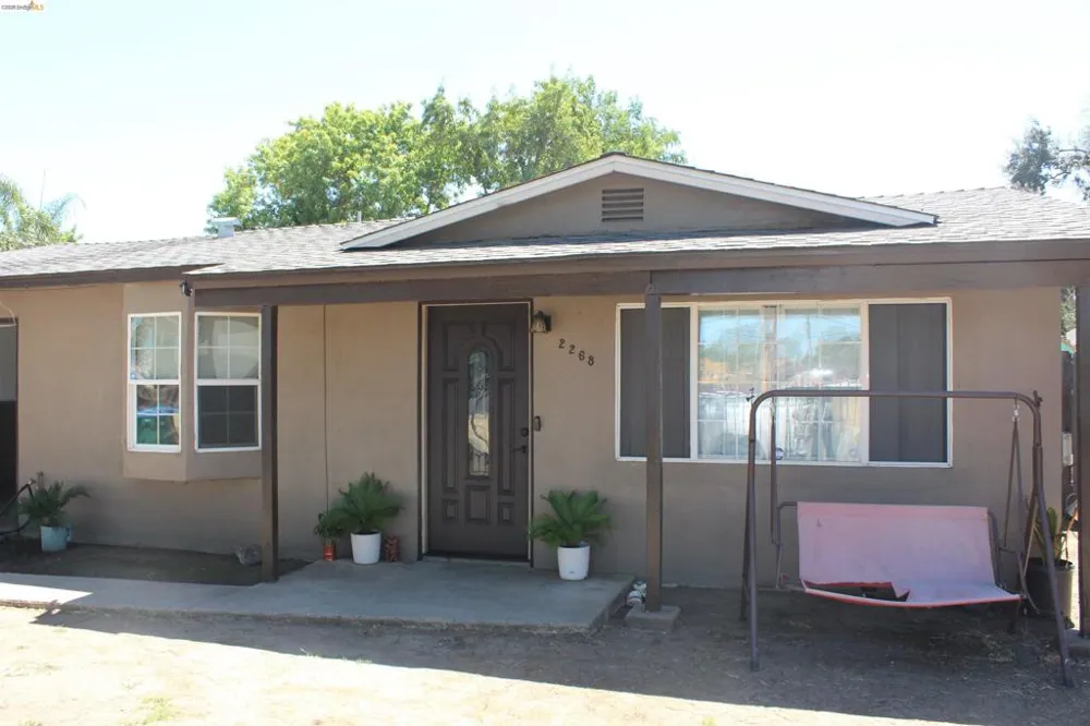 2268 E Marsh St Stockton, CA 95205