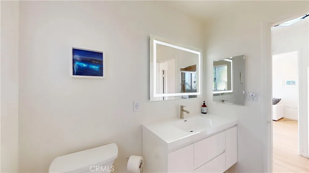 21711 Wesley Drive #A Laguna Beach, CA 92651