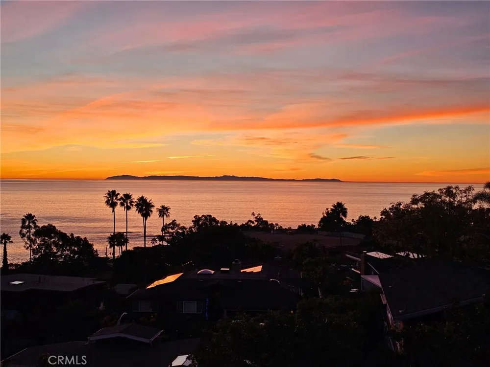 21711 Wesley Drive #A Laguna Beach, CA 92651