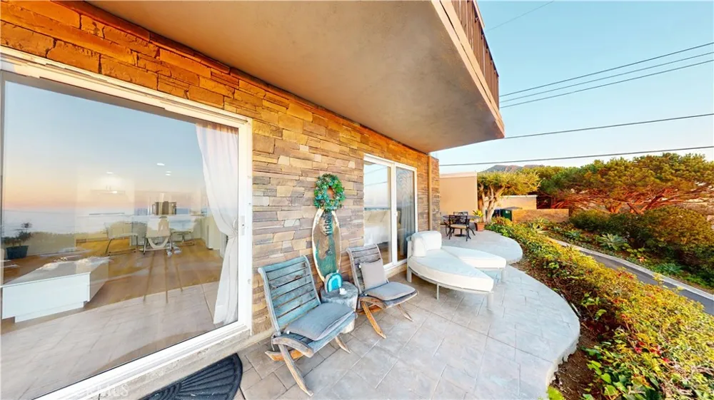 21711 Wesley Drive #A Laguna Beach, CA 92651