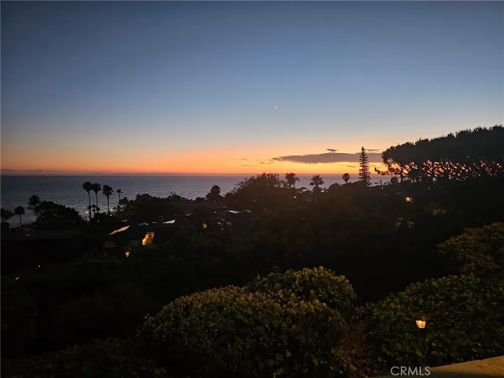 21711 Wesley Drive #A Laguna Beach, CA 92651