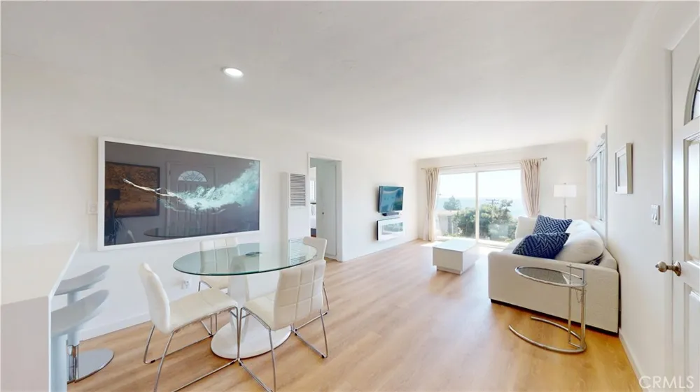 21711 Wesley Drive #A Laguna Beach, CA 92651