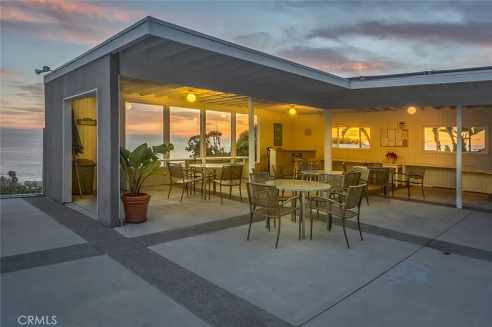 21711 Wesley Drive #A Laguna Beach, CA 92651