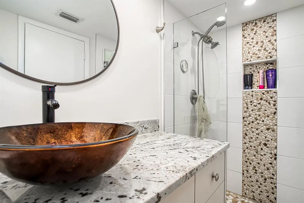 7257 GOLF COLONY COURT #202 Lake Worth, FL 33467