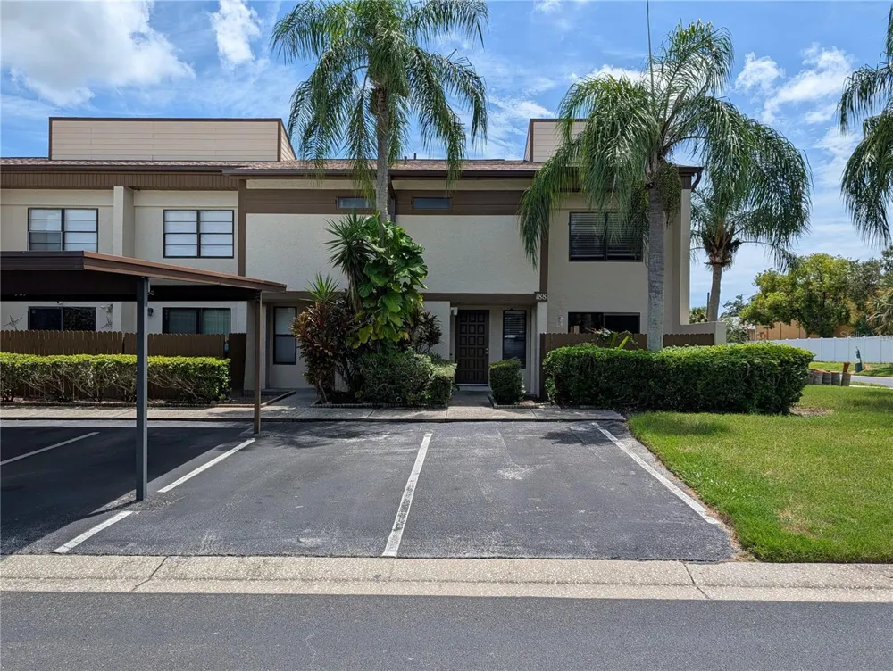 9209 SEMINOLE BOULEVARD #188 Seminole, FL 33772