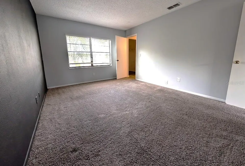 9209 SEMINOLE BOULEVARD #188 Seminole, FL 33772