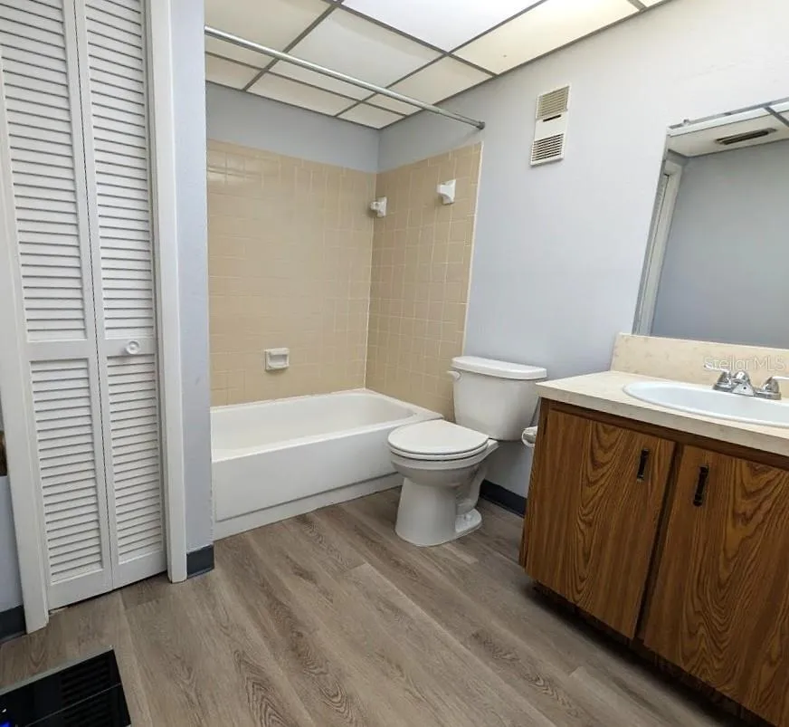 9209 SEMINOLE BOULEVARD #188 Seminole, FL 33772