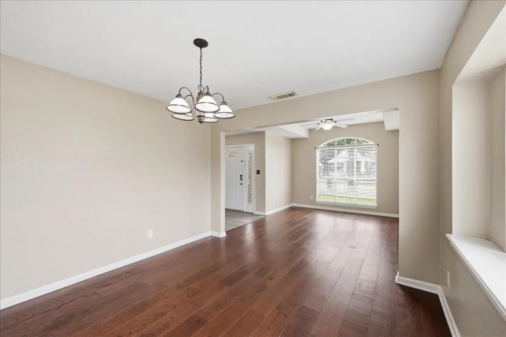425 Blueberry Street Bridge City, TX 77611