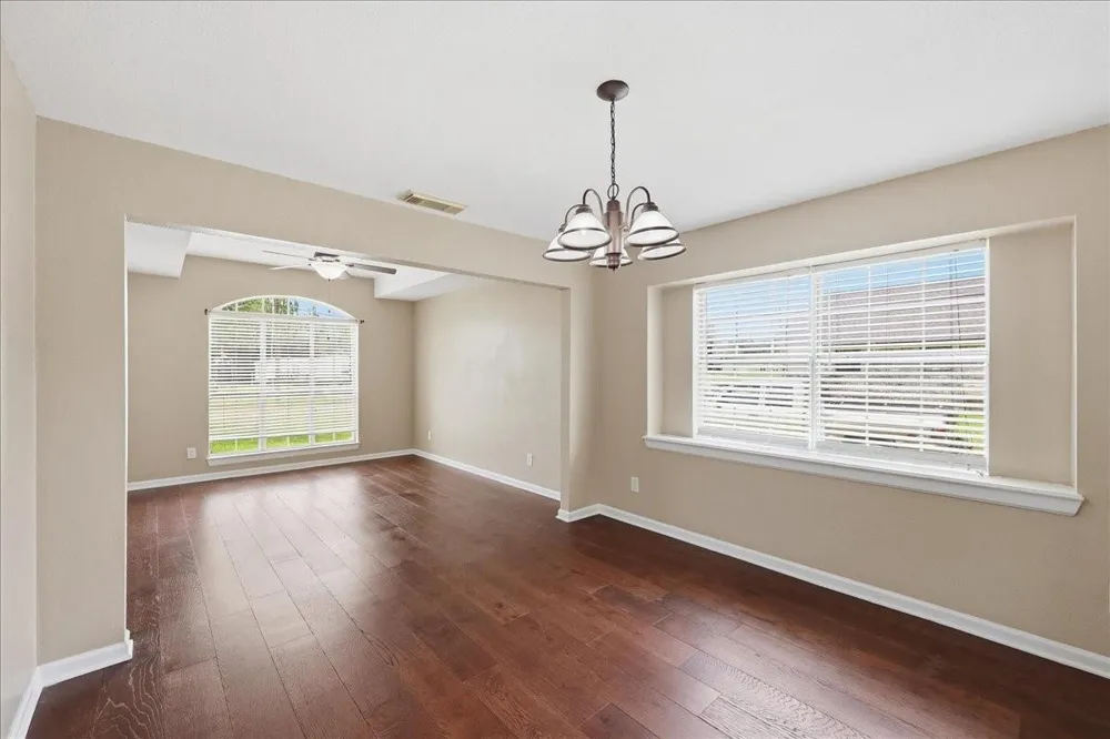 425 Blueberry Street Bridge City, TX 77611