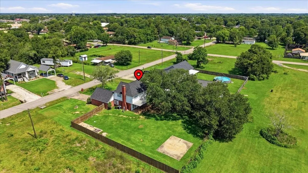 425 Blueberry Street Bridge City, TX 77611