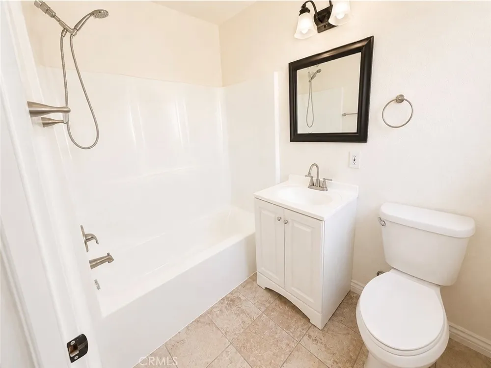 1185 W Hampshire Anaheim, CA 92802
