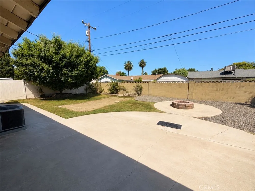 1185 W Hampshire Anaheim, CA 92802