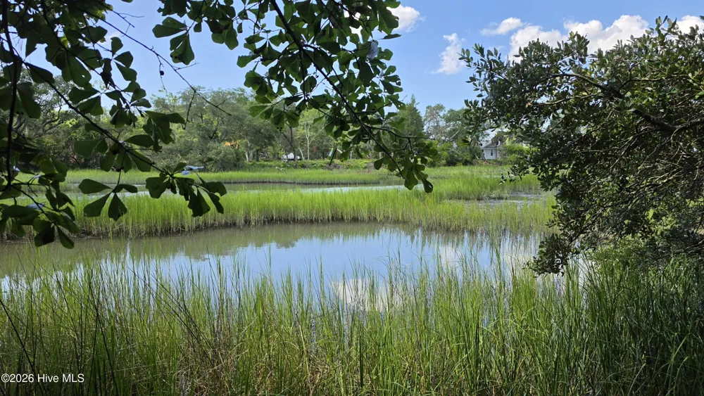 851 Highway 101 Beaufort, NC 28516