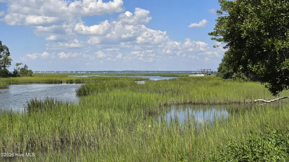 851 Highway 101 Beaufort, NC 28516