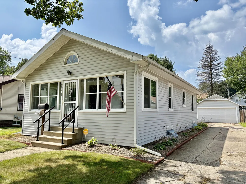602 Seventh Street Jackson, MI 49203