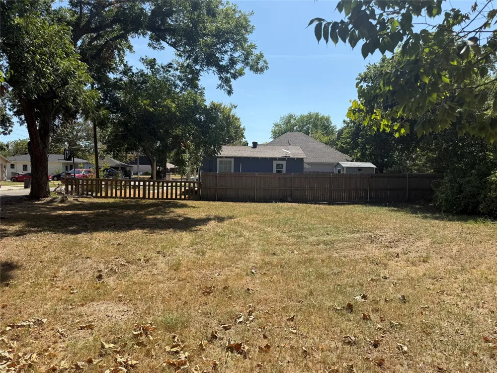 102 Frazier Street Terrell, TX 75160