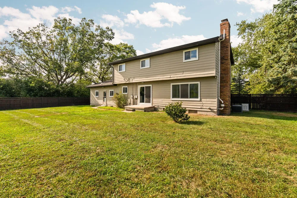 705 W Bemis Road Saline, MI 48176