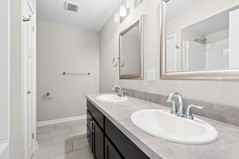 705 W Bemis Road Saline, MI 48176