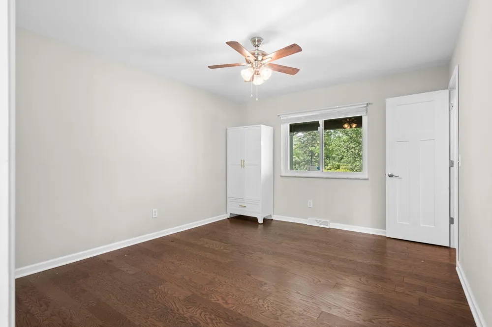 705 W Bemis Road Saline, MI 48176
