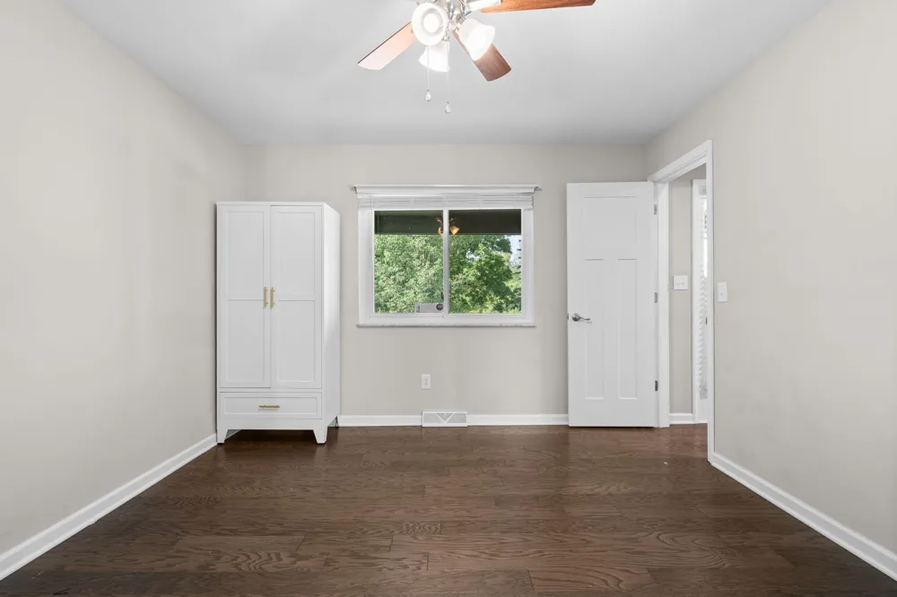 705 W Bemis Road Saline, MI 48176