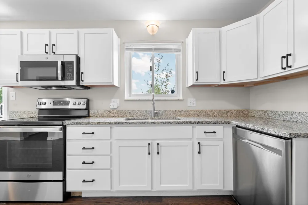 705 W Bemis Road Saline, MI 48176