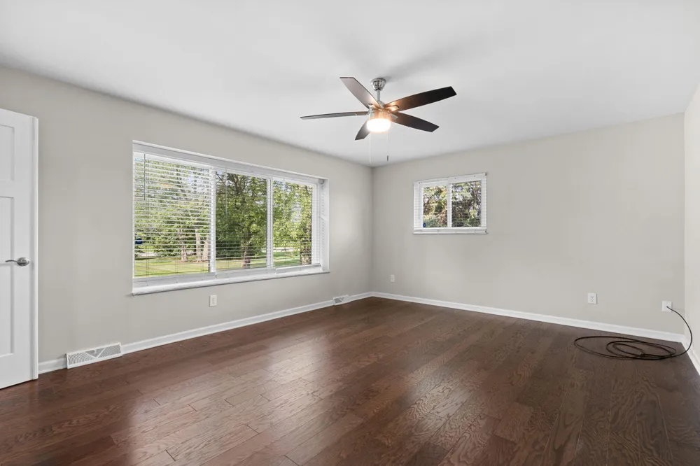 705 W Bemis Road Saline, MI 48176