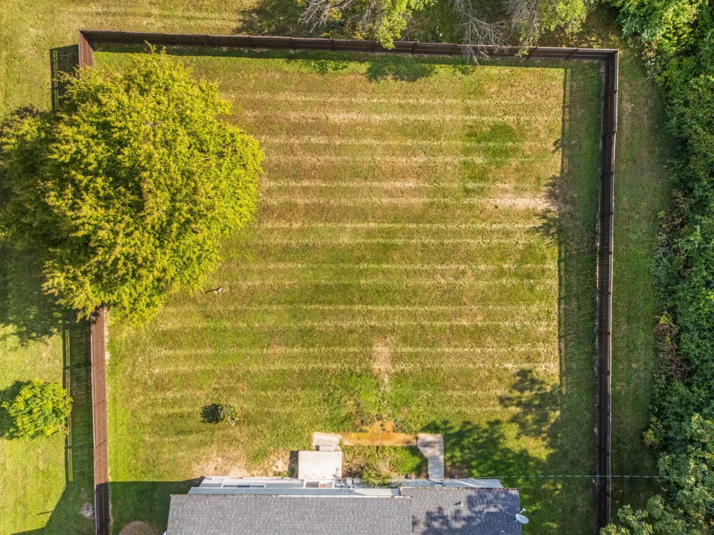 705 W Bemis Road Saline, MI 48176
