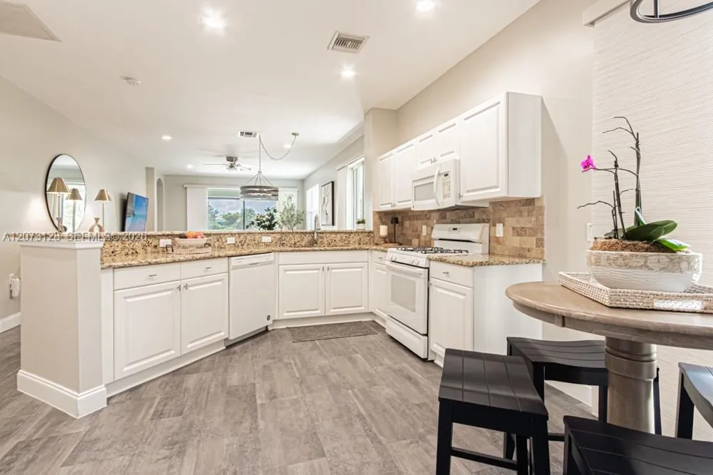 10545 Avila Cir Fort Myers, FL 33913