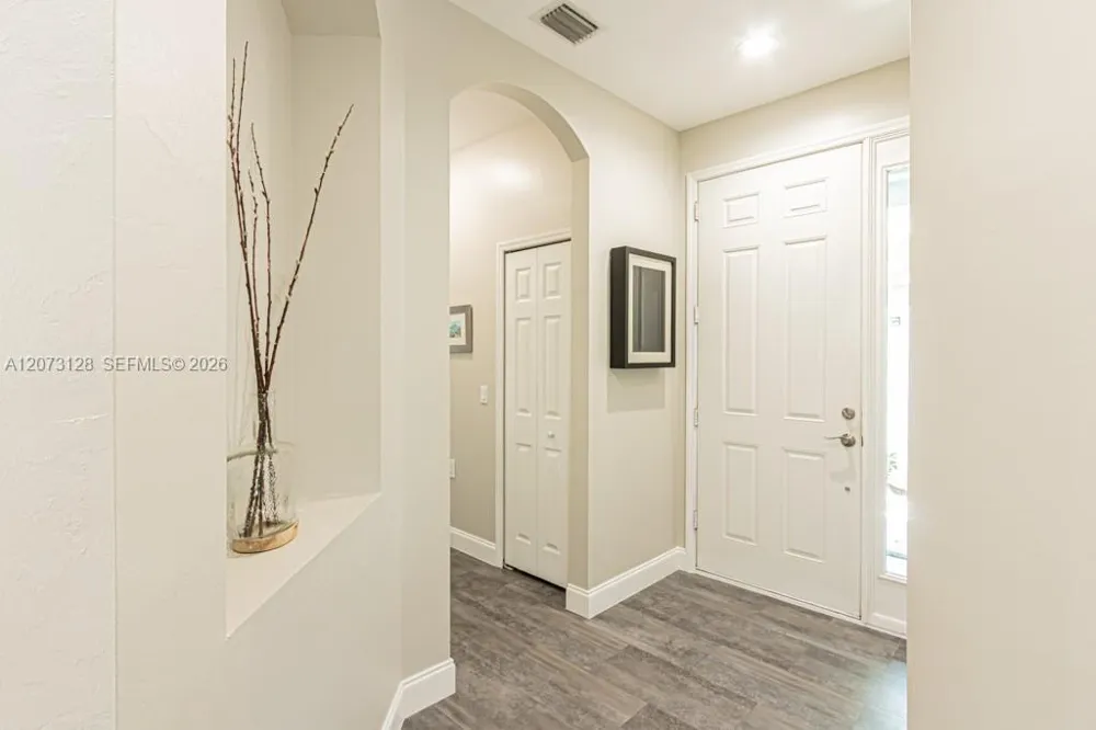 10545 Avila Cir Fort Myers, FL 33913